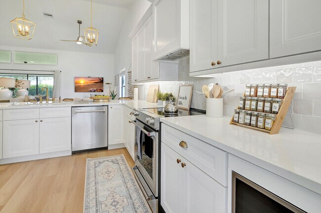 Photo - 62 8th St Unit FL1-ID1073526P