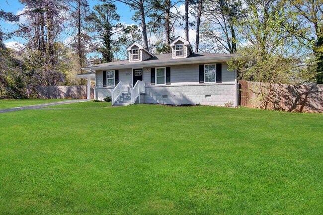 Photo - 2802 McAfee Rd