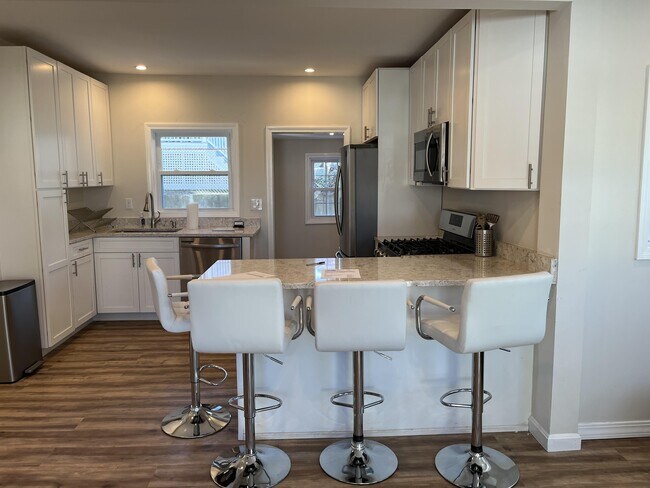 Photo - 14 Bennett Pl