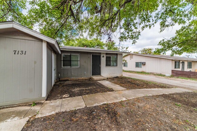 7131 Glen Terrace