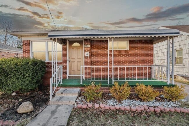 Building Photo - 4431 Caroline Ave