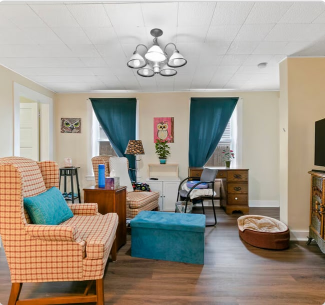 25 Geneva Ave Unit First Floor