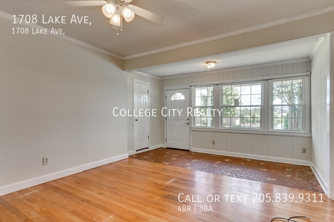 Photo - 1708 Lake Ave