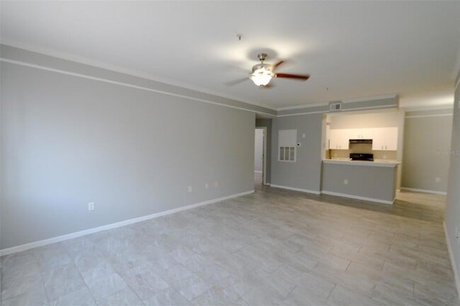 17101 Carrington Park Dr Unit 405