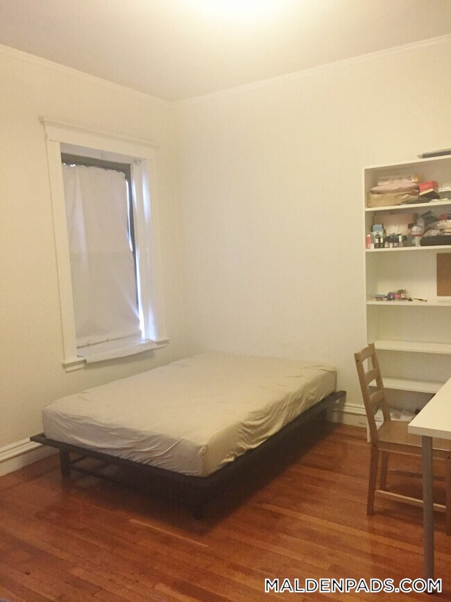 Photo - 17-19-19 Washington St S Unit 102