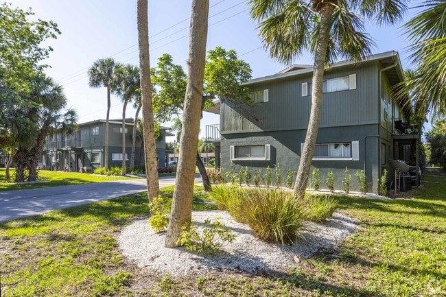 Bella Sol Apartments