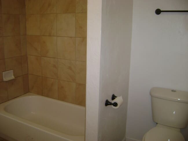 Photo - 412 NW 10th St Unit 412