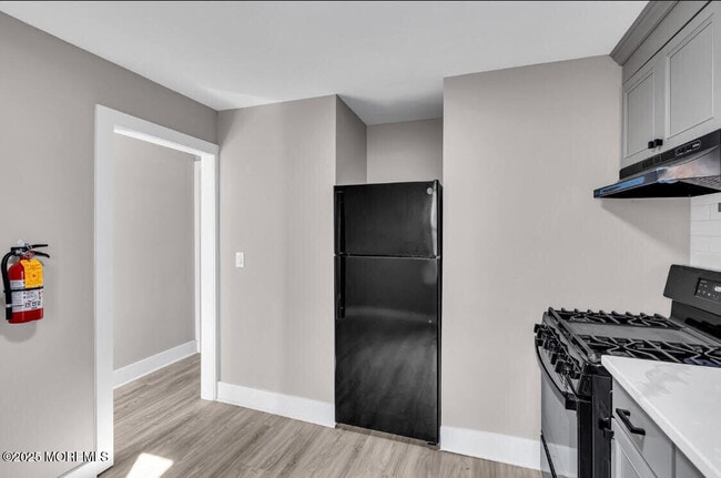 Photo - 700 Fifth Ave