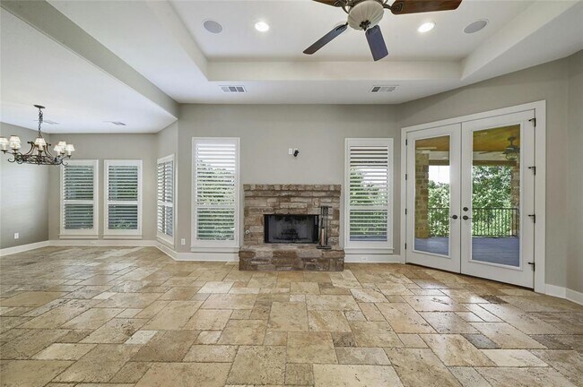 Photo - 116 Tallstar Dr