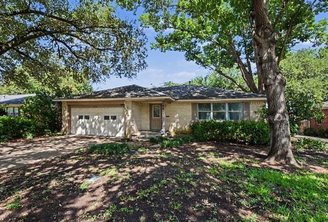 Photo - 8057 Fall River Dr
