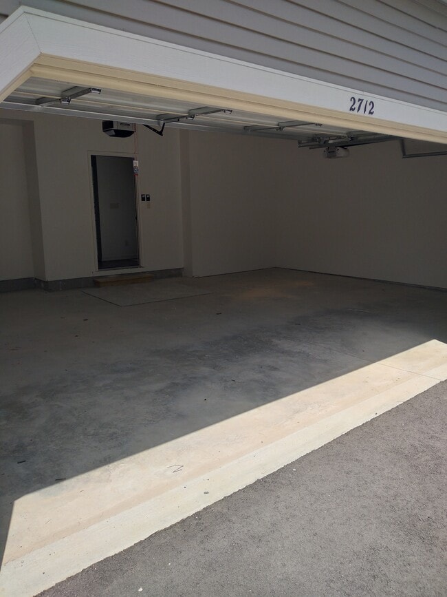 Photo - 2701 Pond Dr