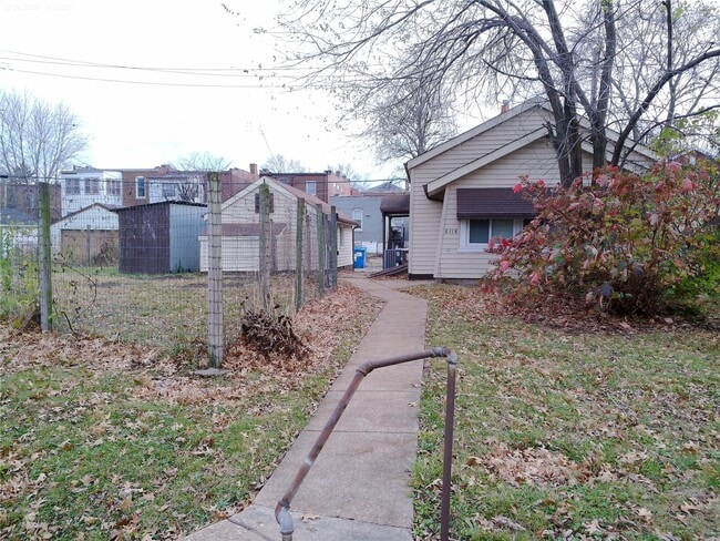 Photo - 6118 Vermont Ave