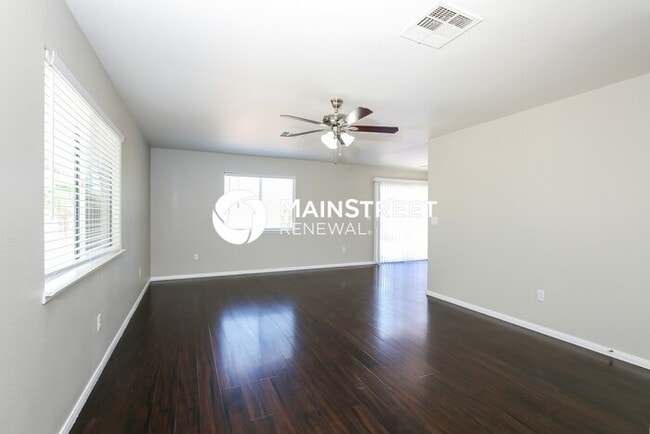 Photo - 3 Bedroom Pet-Friendly Home in Henderson, NV with Main Street Renewal