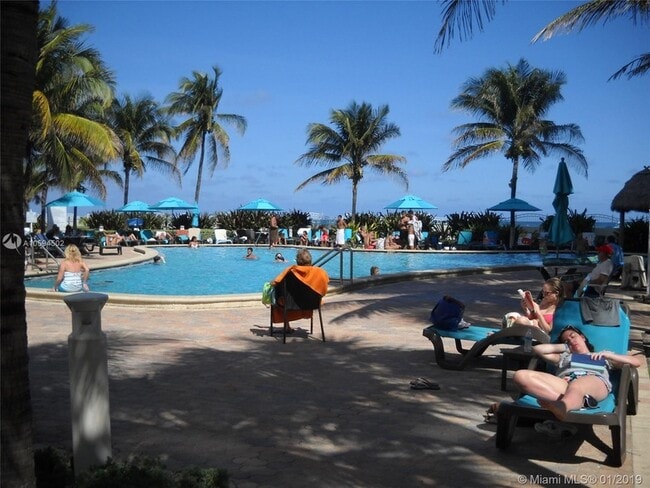 Photo - 3801 S Ocean Dr Unit 10V