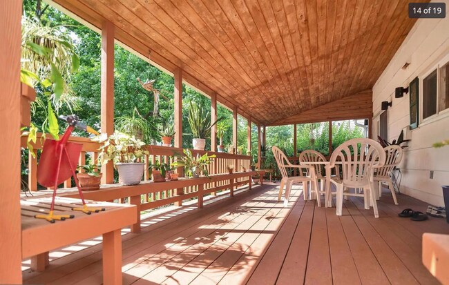 Photo - 2013 Greengage Rd