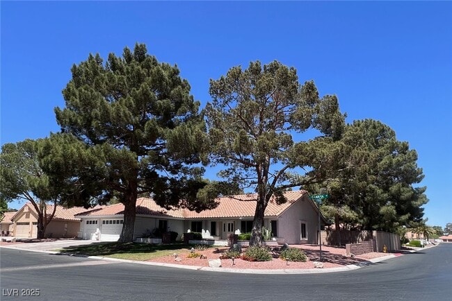 Photo - 1740 Camara Dr Casa