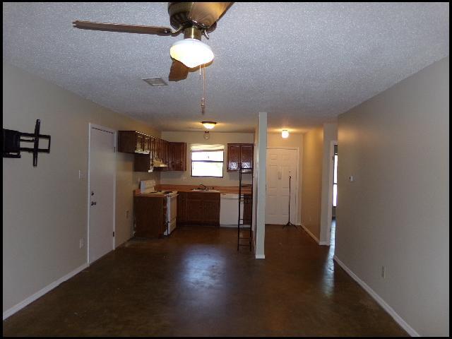 Photo - 49 Oak Forest Pl