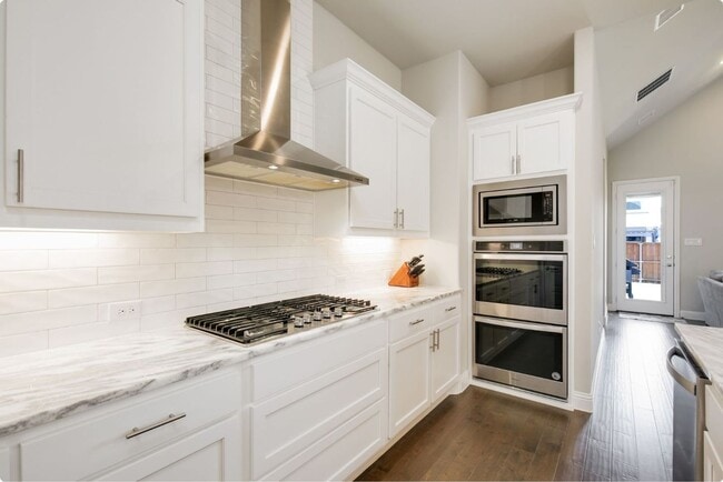 Photo - 6842 Gavin Dr