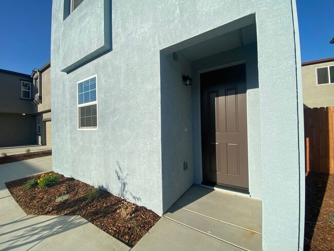 Photo - Gorgous 3 Bedroom 2.5 Bath Home in Gated Winding Meadow Village