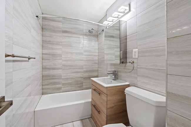 Photo - 9834 63rd Dr Unit 6E