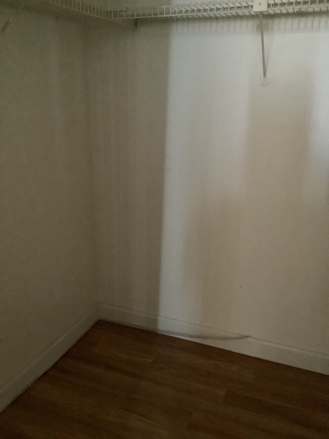 Photo - 1800 N Lauderdale Ave Unit 1410