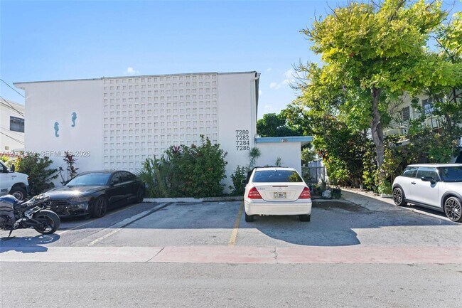 Photo - 7286 Gary Ave