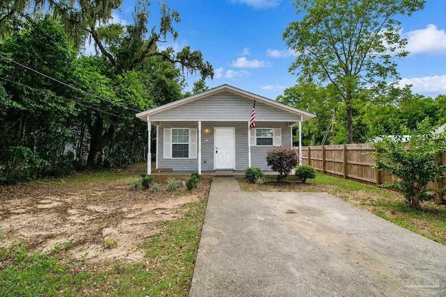 Photo - 5579 Okaloosa St