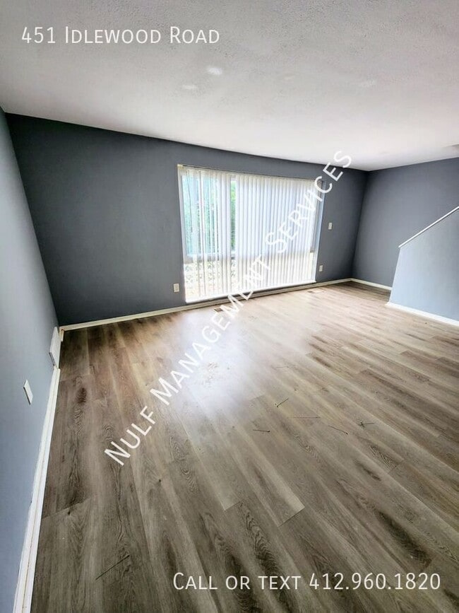 Photo - 451 Idlewood Rd