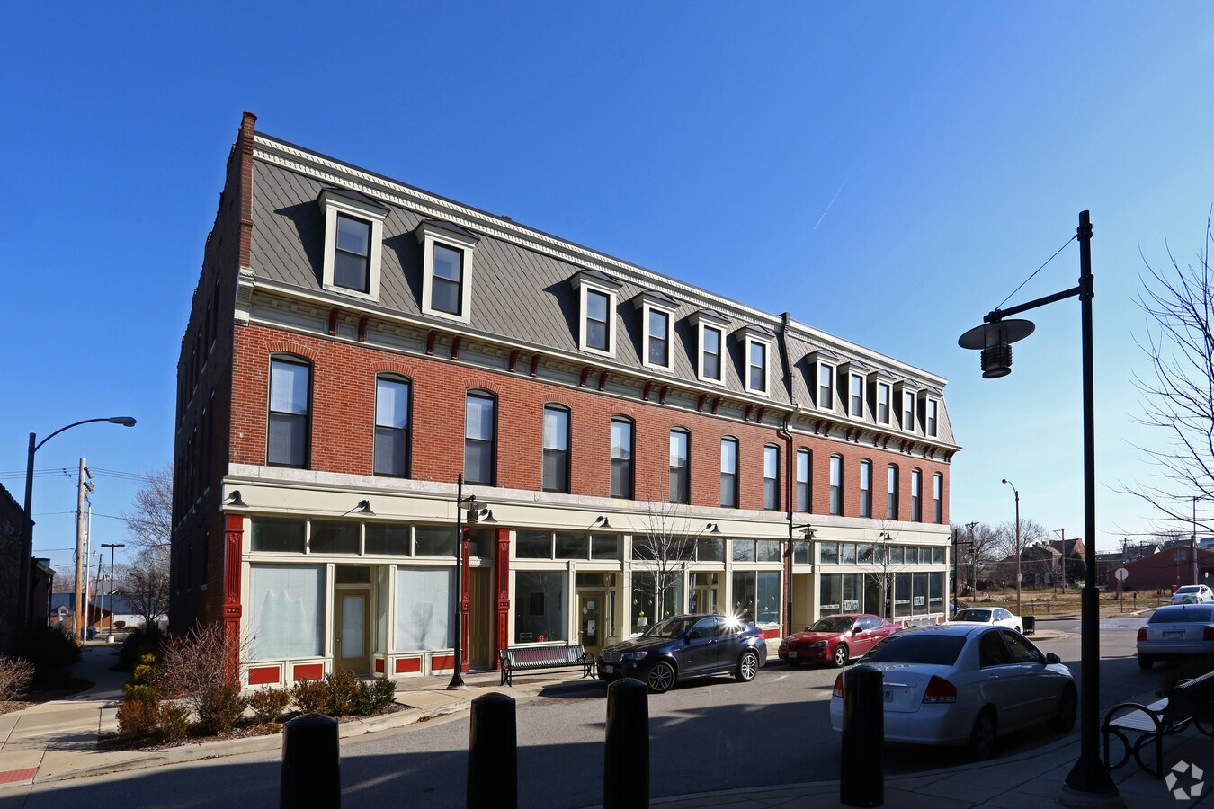Photo - Crown Square Apartments