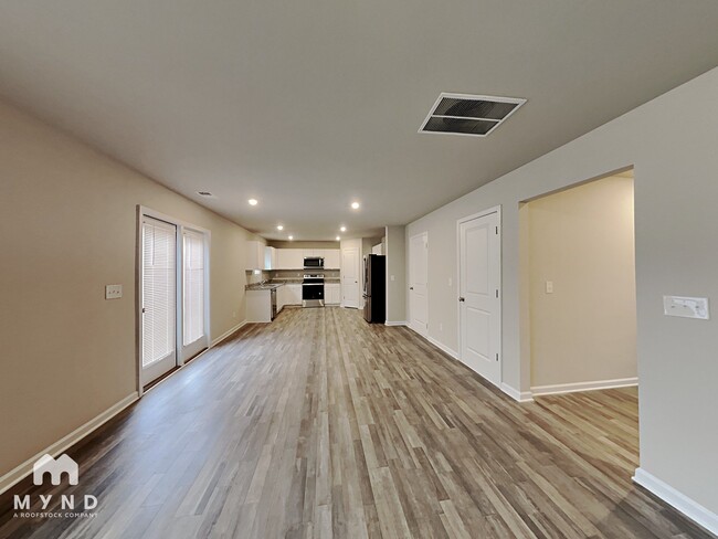 Photo - 352 Indian Lake Trail