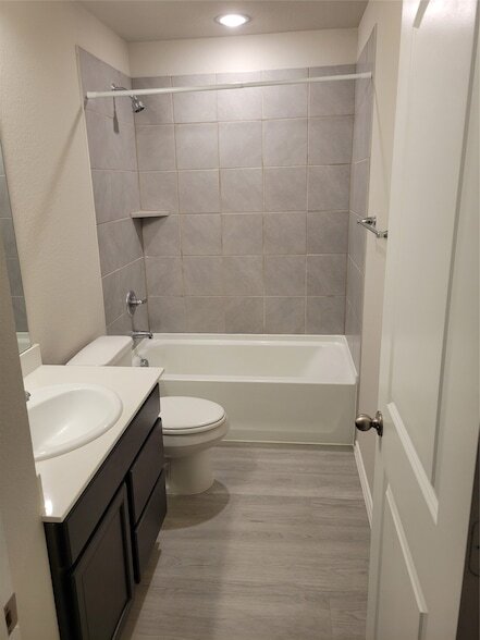 Photo - 2909 Bluets Dr