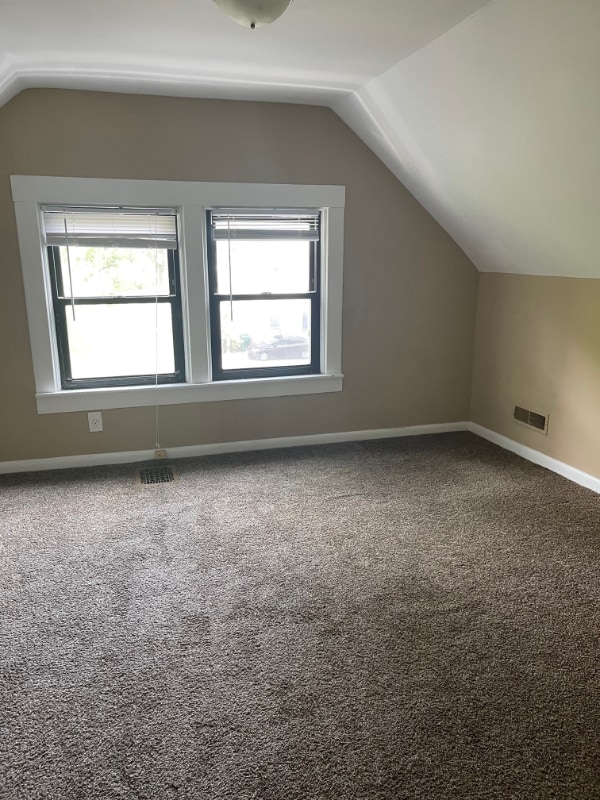 Photo - 225 Emming St Unit 2