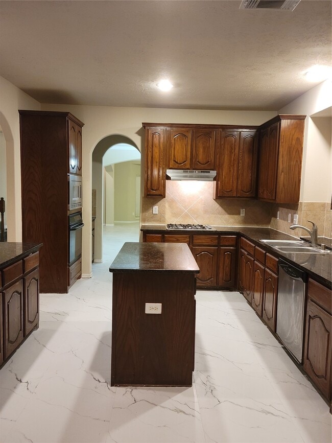 Photo - 11134 Sheldon Bend Dr