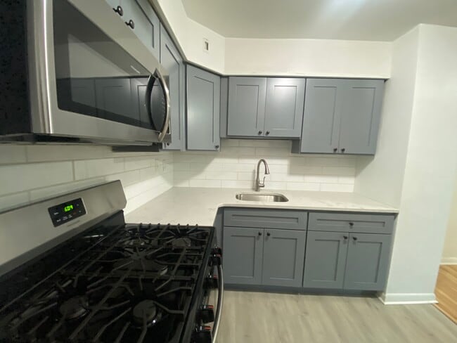 Photo - 2638 Daphne Rd Unit 1