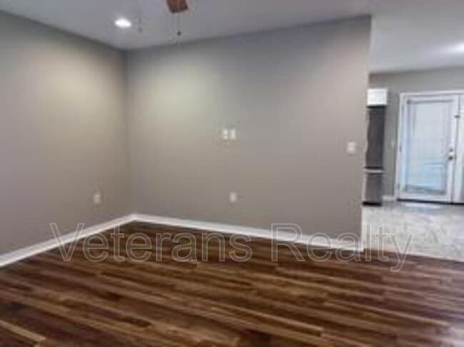 Photo - 113 Alverado Dr