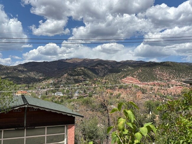 Photo - Manitou Cottage nestled in Nature
