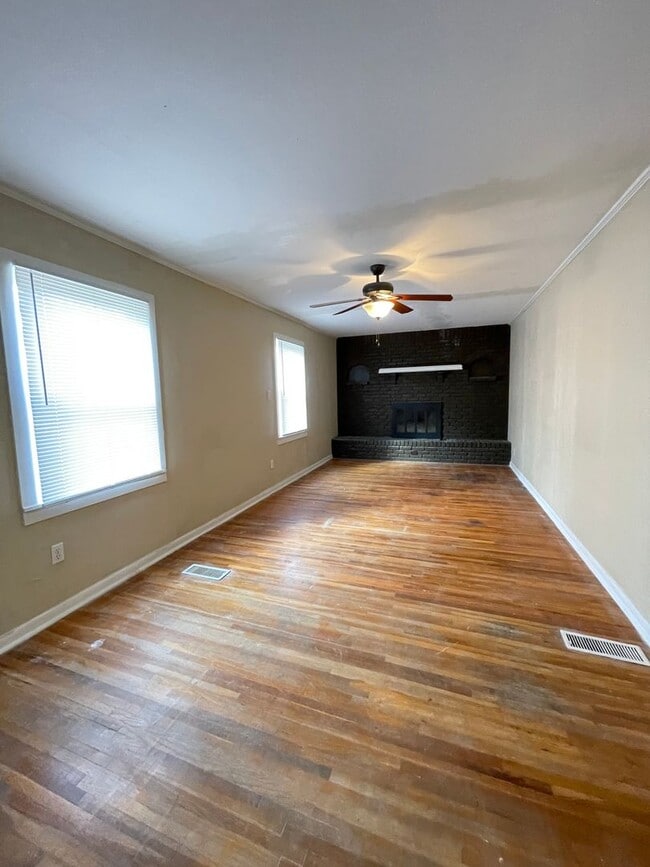 Photo - 3 bedroom 1 bath house