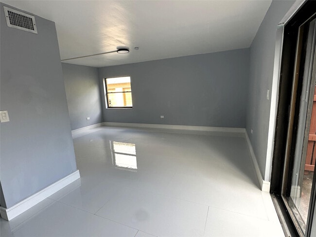 Photo - 8350 N Missionwood Cir