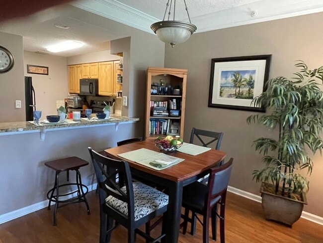 Photo - 2050 Alta Meadows Ln