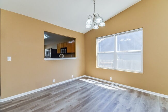 Photo - 7367 Glenburn Dr