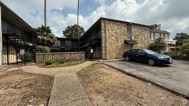 Building Photo - 1660 Richmond Ave. Unit 03 Rental