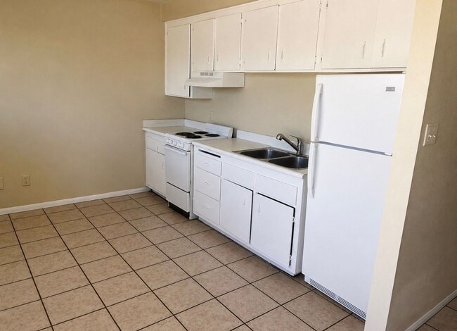 Photo - 2028 Daley St Unit 1