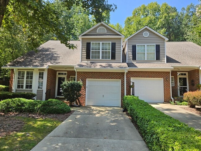Photo - Fantastic 3br 2.5ba End Unit Townhome in North Raleigh! 1 Car Garage!