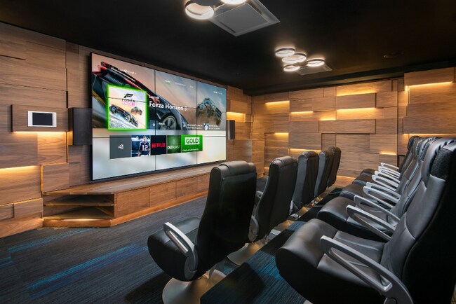 Photo - 710 N Morgan St