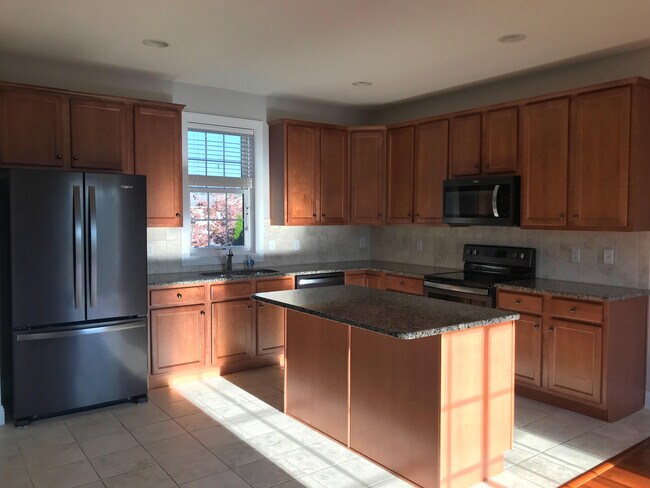 812 Walnut St