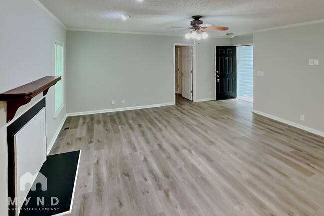 Photo - 720 Bermuda Ave