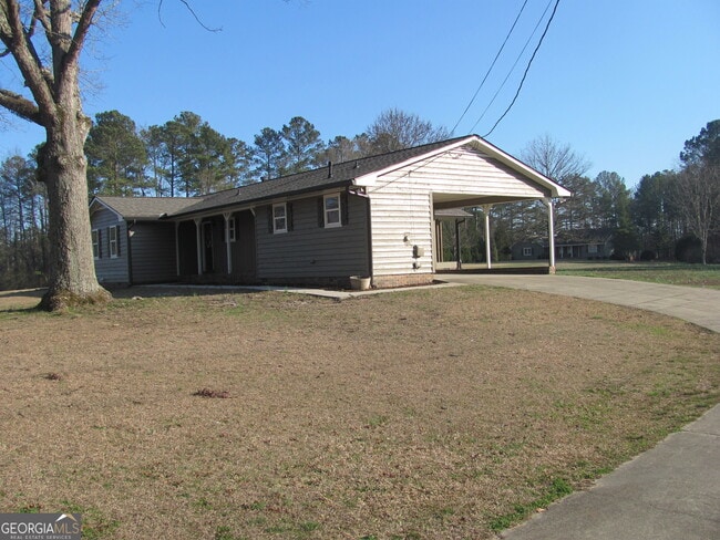 Photo - 3415 Macland Rd