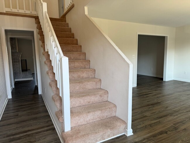 Photo - 114 Harvest Dr