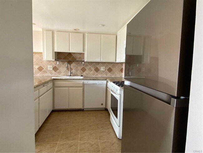 Photo - 537 1/2 Avenue A, Redondo Beach, CA 90277 ...