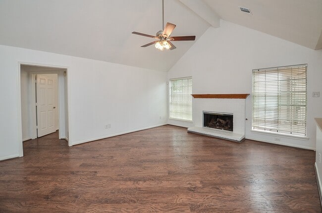 Photo - 1631 Berkoff Dr